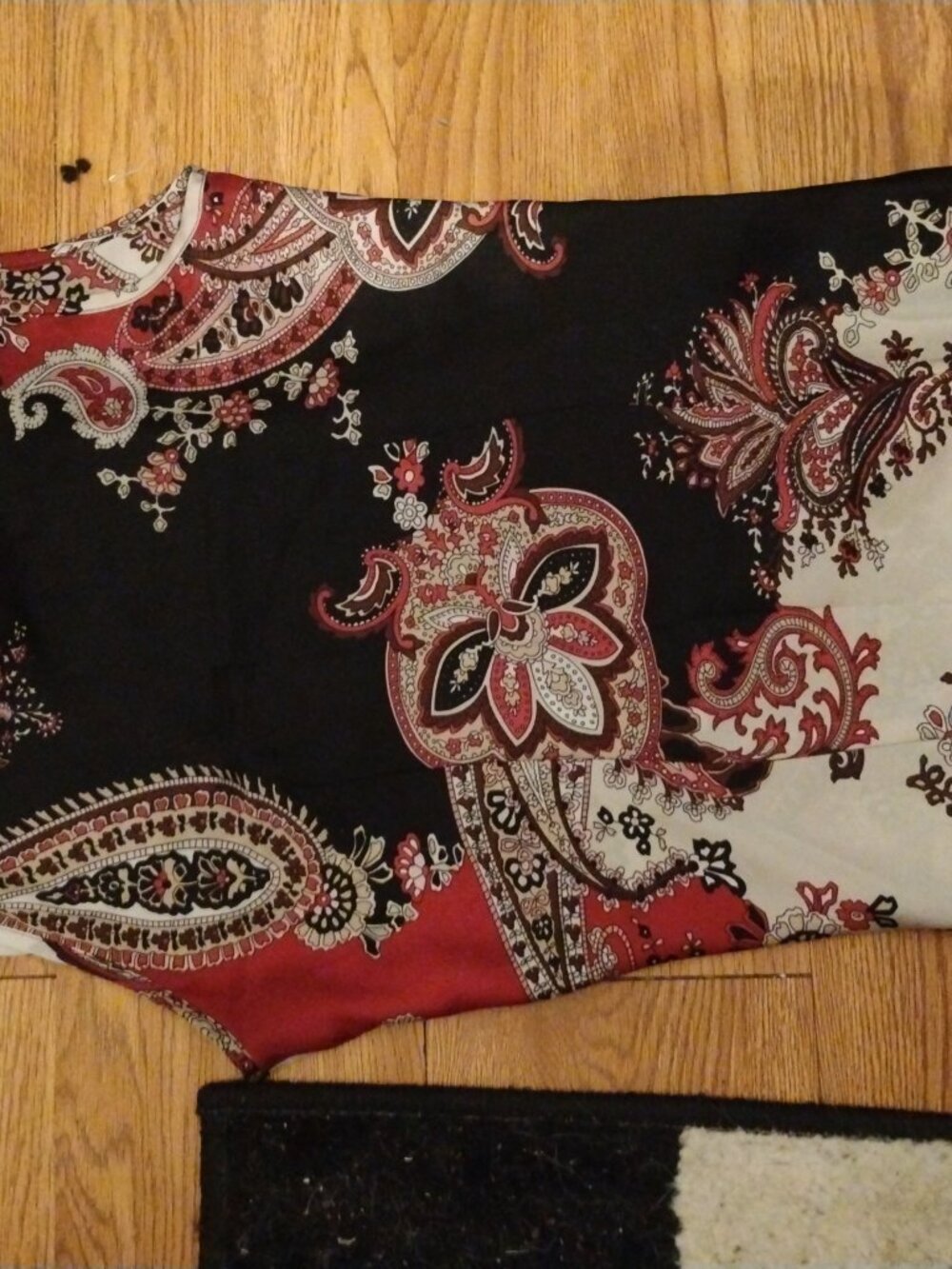 Abstract Top ♥️ 🖤 🍦 - Picture 5 of 5